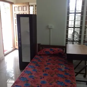 Daffodils Ladies Infopark Hostel Kochi